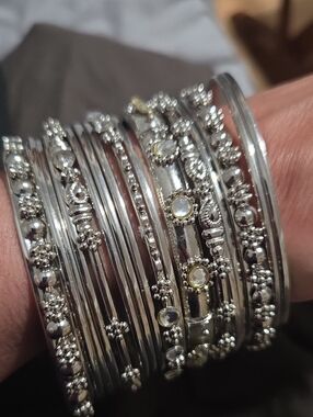 20 Bangle Bracelets